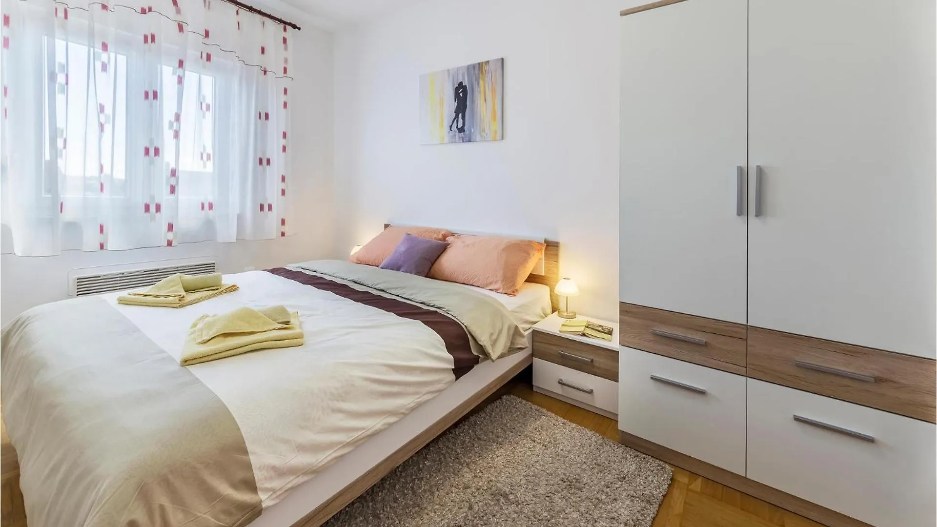 3 Bedroom Awesome Apartment In 普拉