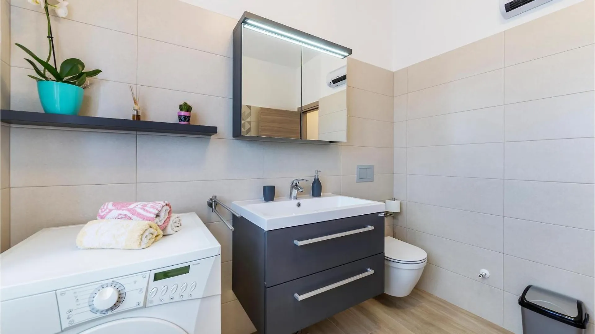 3 Bedroom Awesome Apartment In 普拉