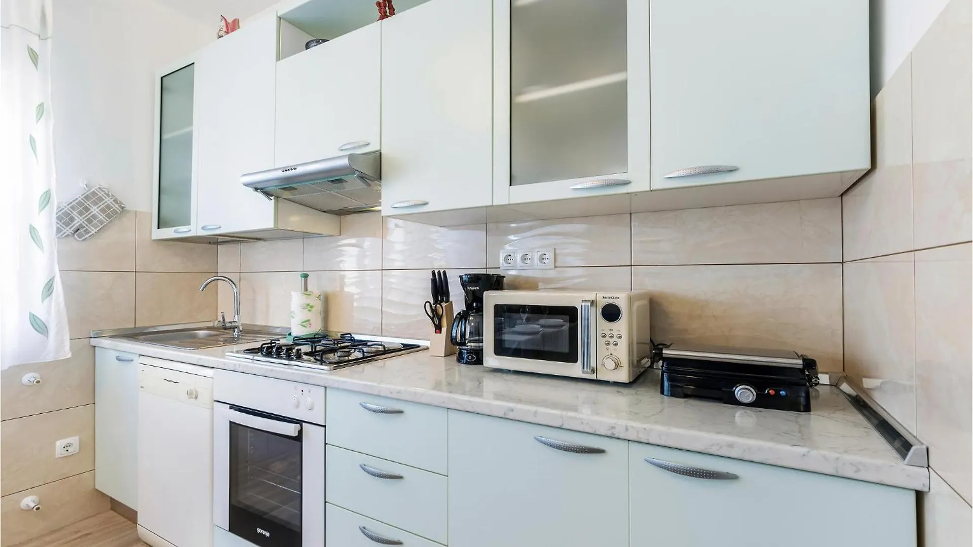 3 Bedroom Awesome Apartment In 普拉