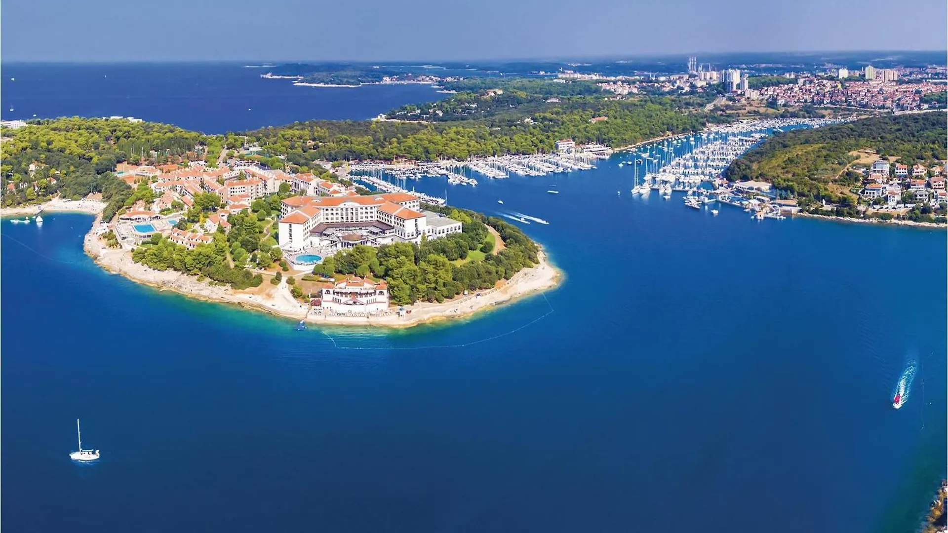 3 Bedroom Awesome Apartment In Pula